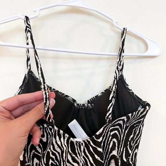 Jonathan Simkhai Animal Print One Piece Resortwear Designer Swimsuit XS NWT - Picture 11 of 11